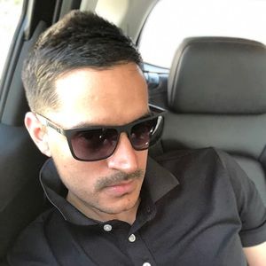 Meet your Posher, Amit